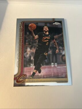 Topps Chrome Basketball Lonzo Ball Basketball Card - Black & Gold